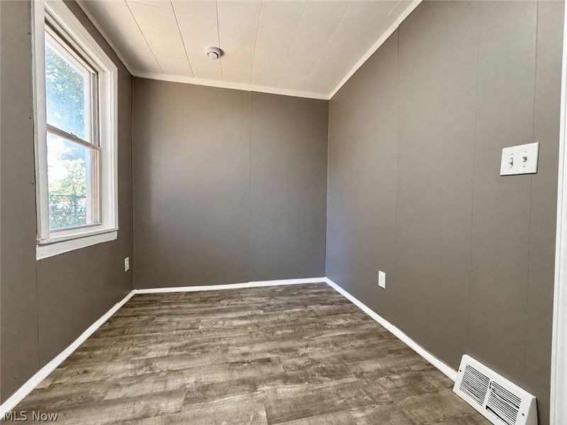 2408 Castle Avenue, Cleveland, OH 44113 Photo 7