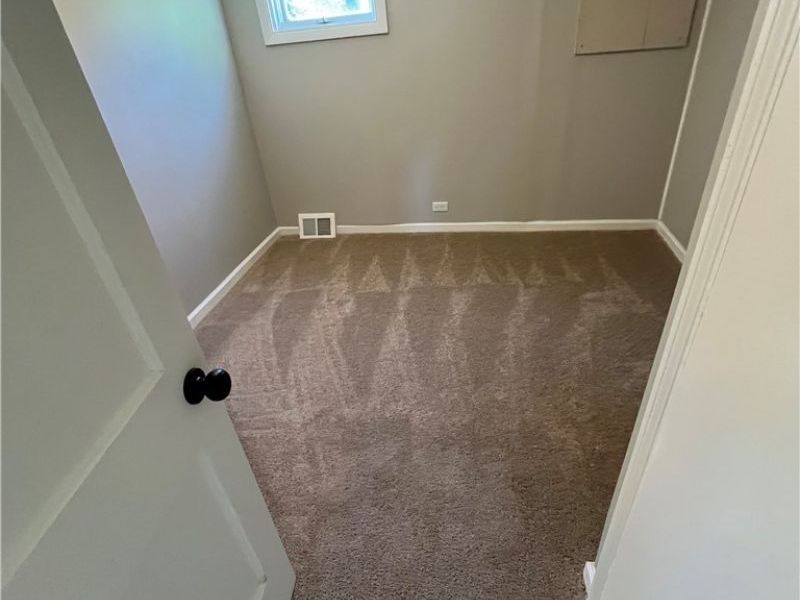 4459 Silverdale Road, North Olmsted, OH 44070 Photo 7