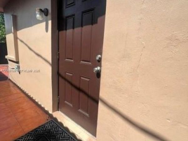 423 E 17th St, Unit 3, Hialeah, FL 33010