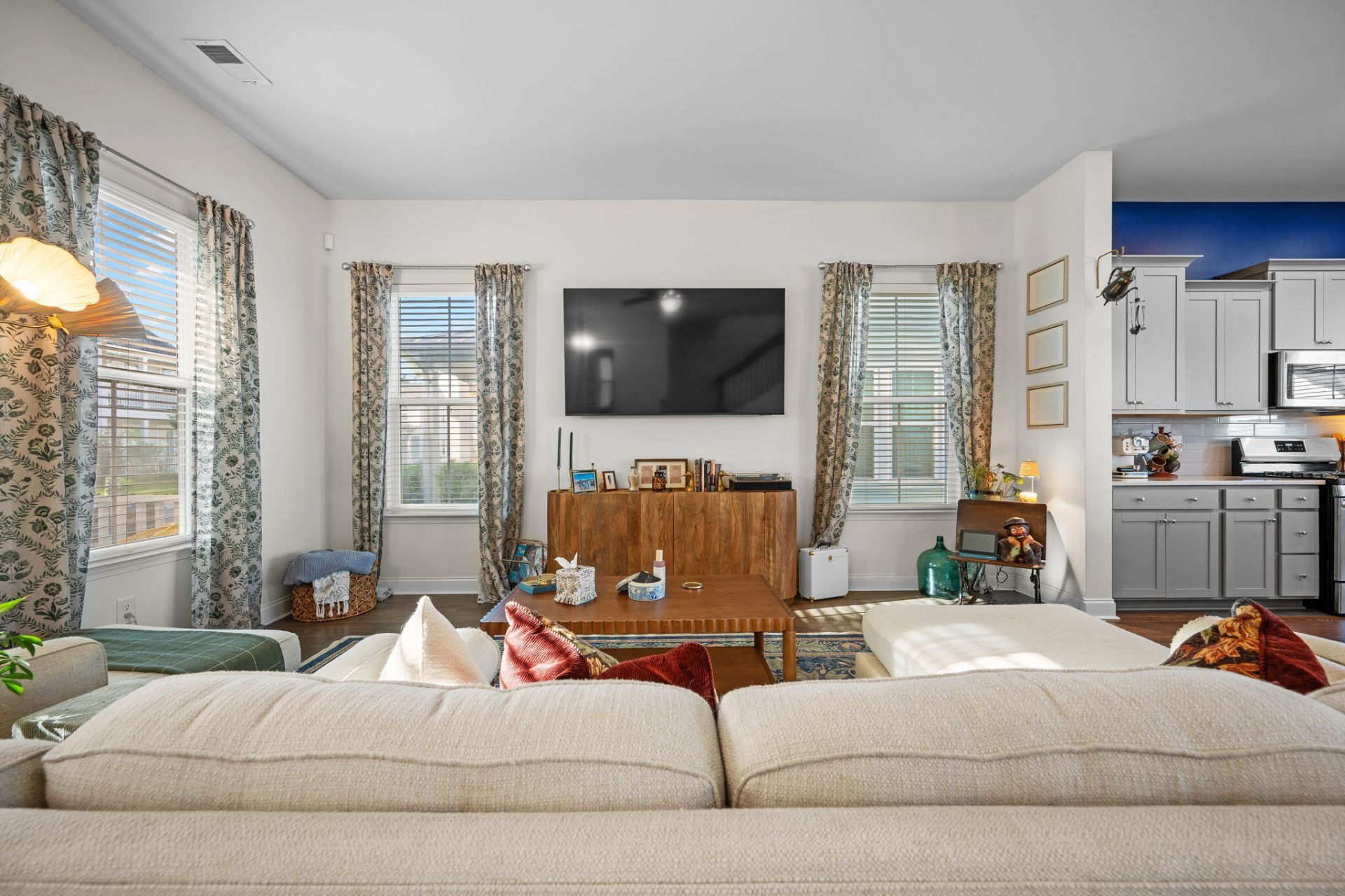 210 W Respite Lane Photo 25