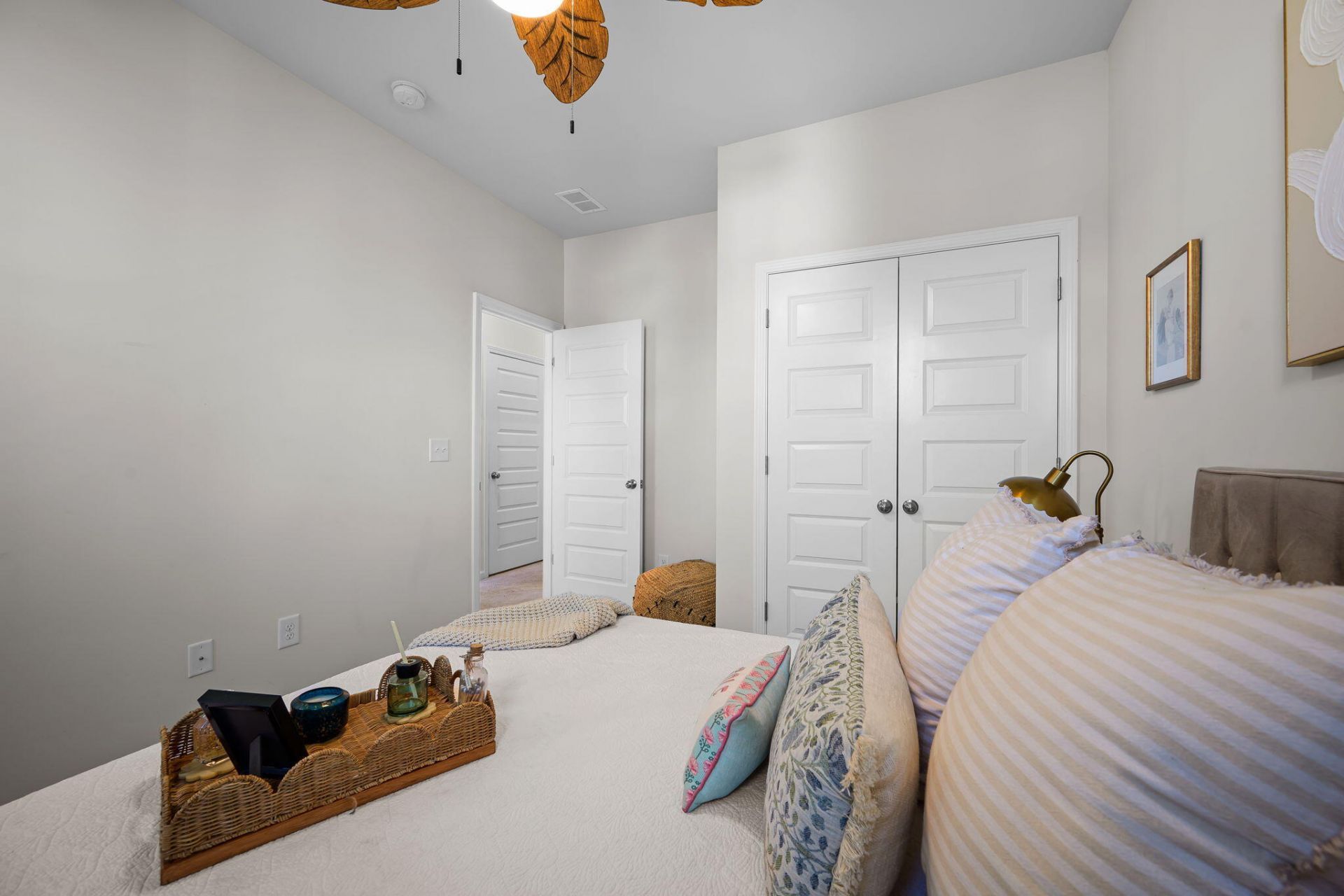 210 W Respite Lane Photo 46
