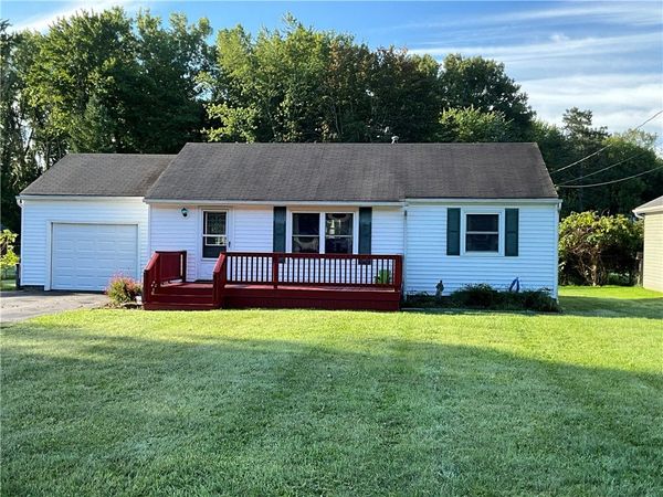 6188 Keller Avenue , Newfane, NY 14108