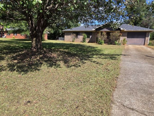 115 Grove Creek Drive, Locust Grove, GA 30248
