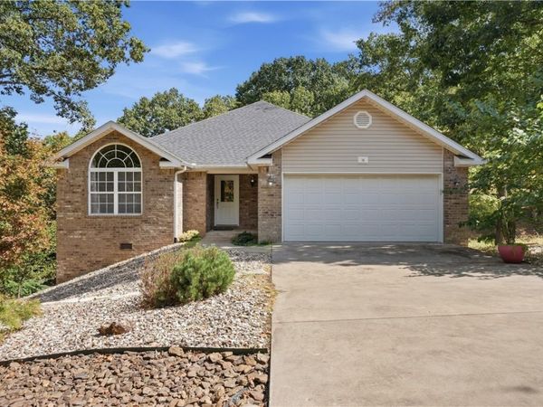 16 Bromyard Lane , Bella Vista, AR 72714