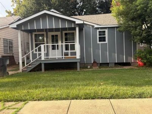 421 Edwards Street , Bossier City, LA 71111