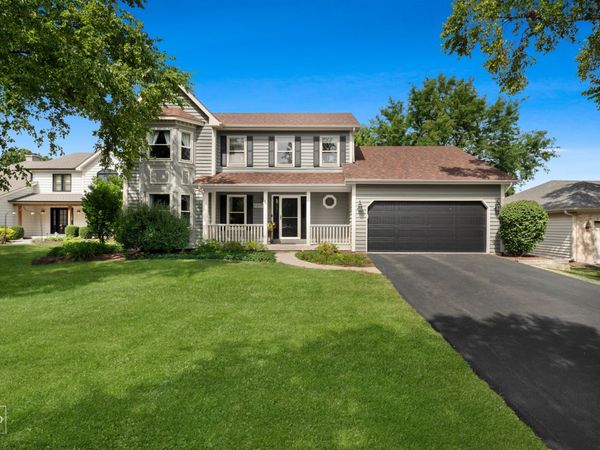 3207 Barnes Lane , Naperville, IL 60564