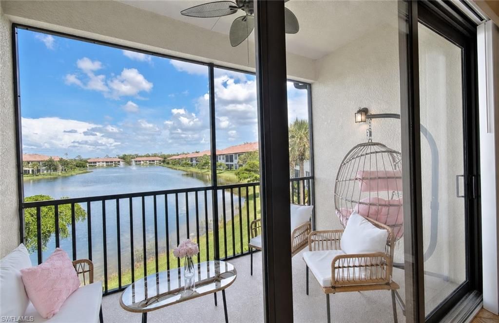 15098 Palmer Lake Cir, Unit 204, Naples, FL 34109 Photo