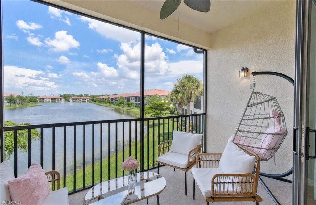 15098 Palmer Lake Cir, Unit 204, Naples, FL 34109 Photo