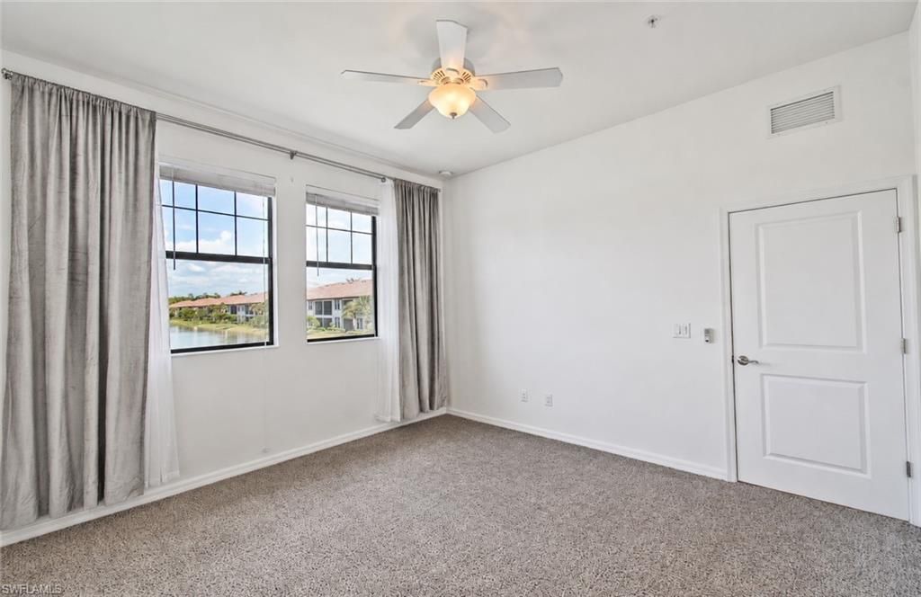 15098 Palmer Lake Cir, Unit 204, Naples, FL 34109 Photo