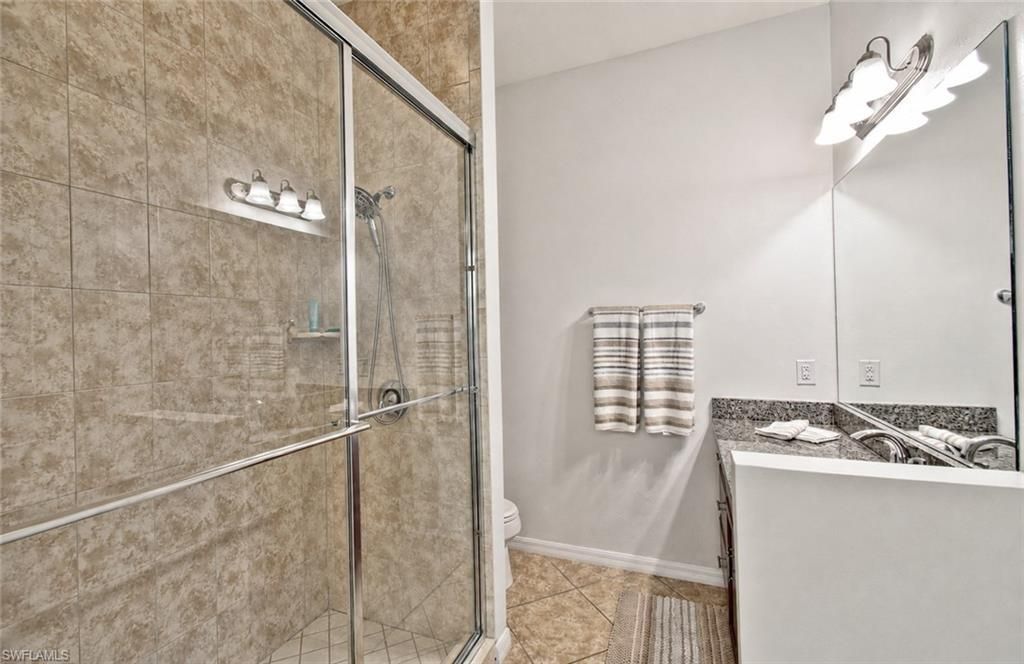 15098 Palmer Lake Cir, Unit 204, Naples, FL 34109 Photo