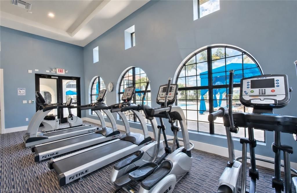 15098 Palmer Lake Cir, Unit 204, Naples, FL 34109 Photo