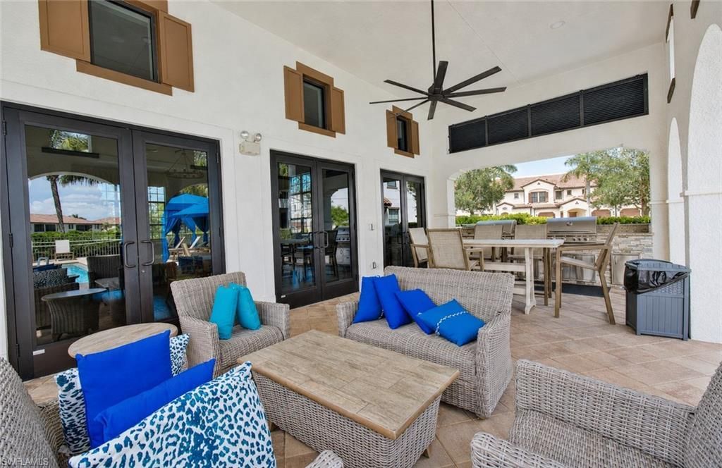 15098 Palmer Lake Cir, Unit 204, Naples, FL 34109 Photo