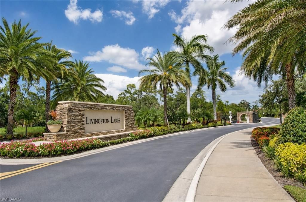 15098 Palmer Lake Cir, Unit 204, Naples, FL 34109 Photo