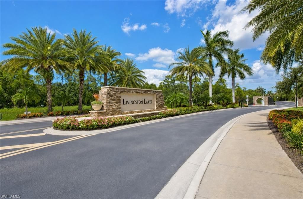 15098 Palmer Lake Cir, Unit 204, Naples, FL 34109 Photo