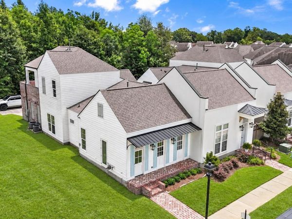 13201 Magnolia Square Dr, Baton Rouge, LA 70818