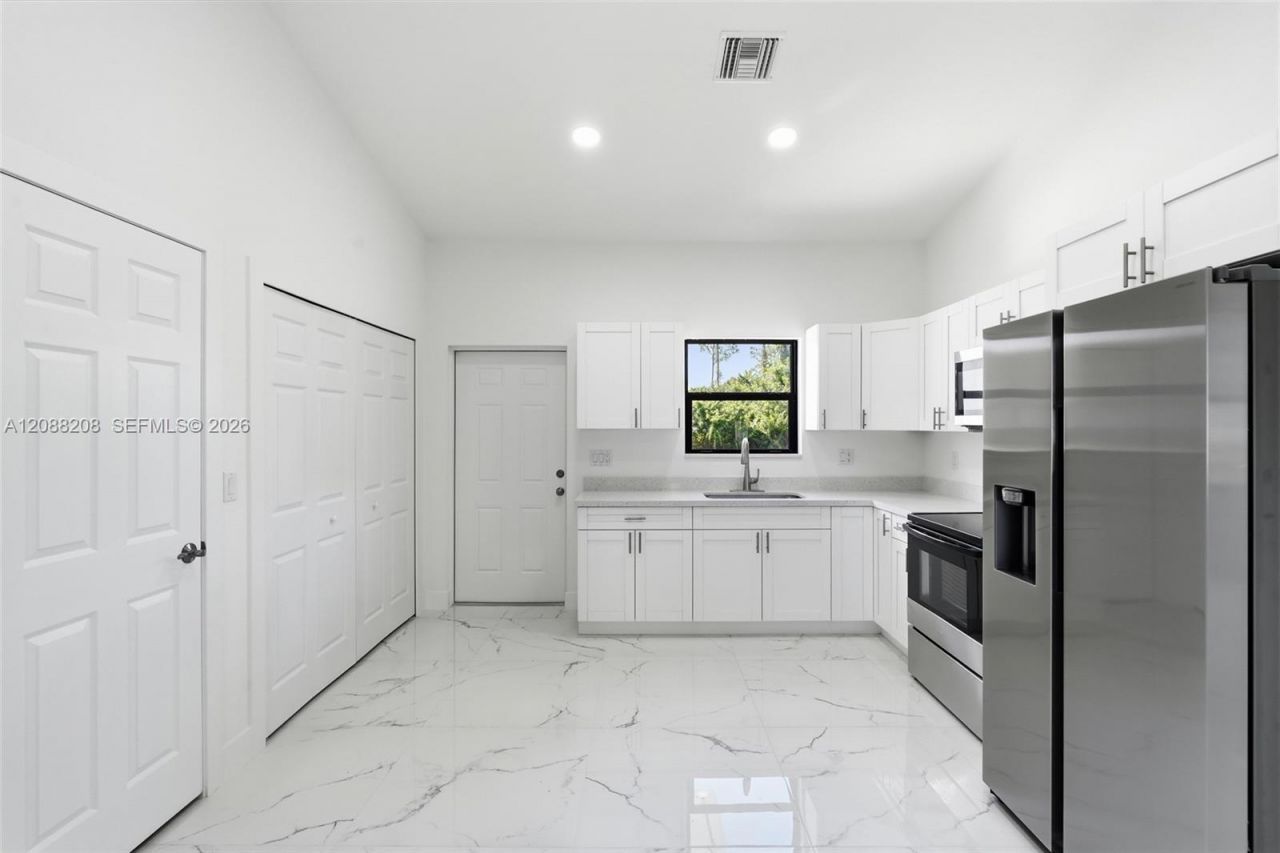 149 Dutch Loop, La Belle, FL 33935 Photo
