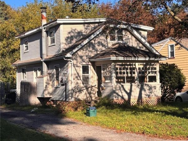 175 Willowbrook Road , Rochester, NY 14616