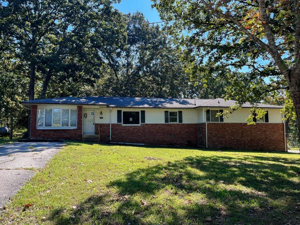 410 County Road 393 , Thayer, MO 65791