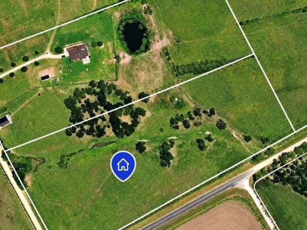 102 County Road 151, Riesel, TX 76682