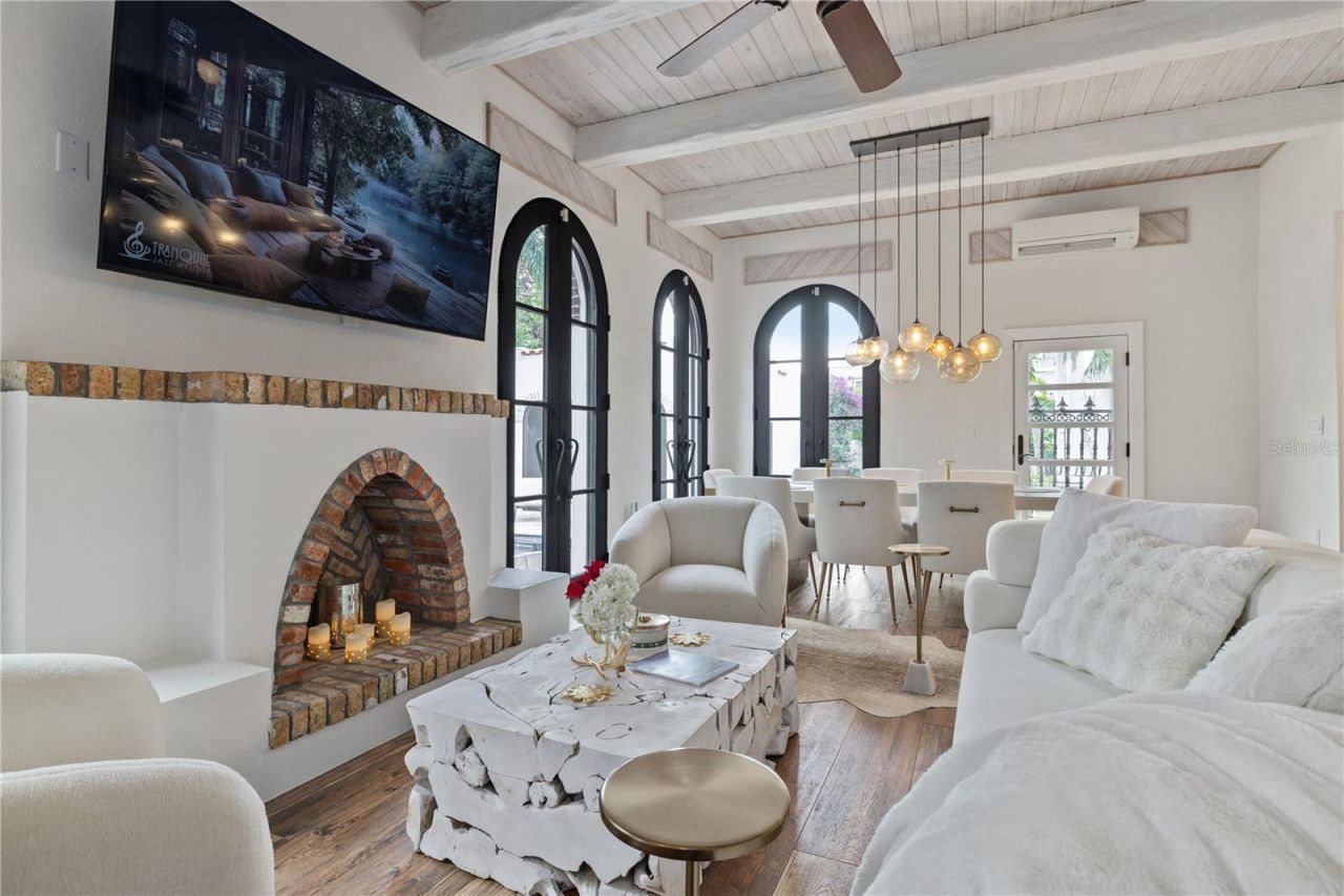 220 14th Avenue N, Saint Petersburg, FL 33701 Photo