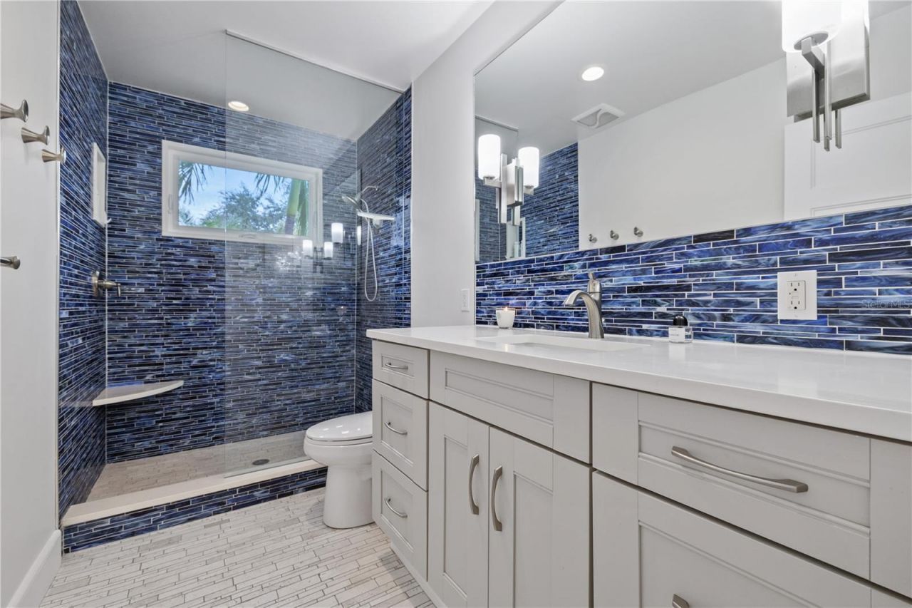 220 14th Avenue N, Saint Petersburg, FL 33701 Photo