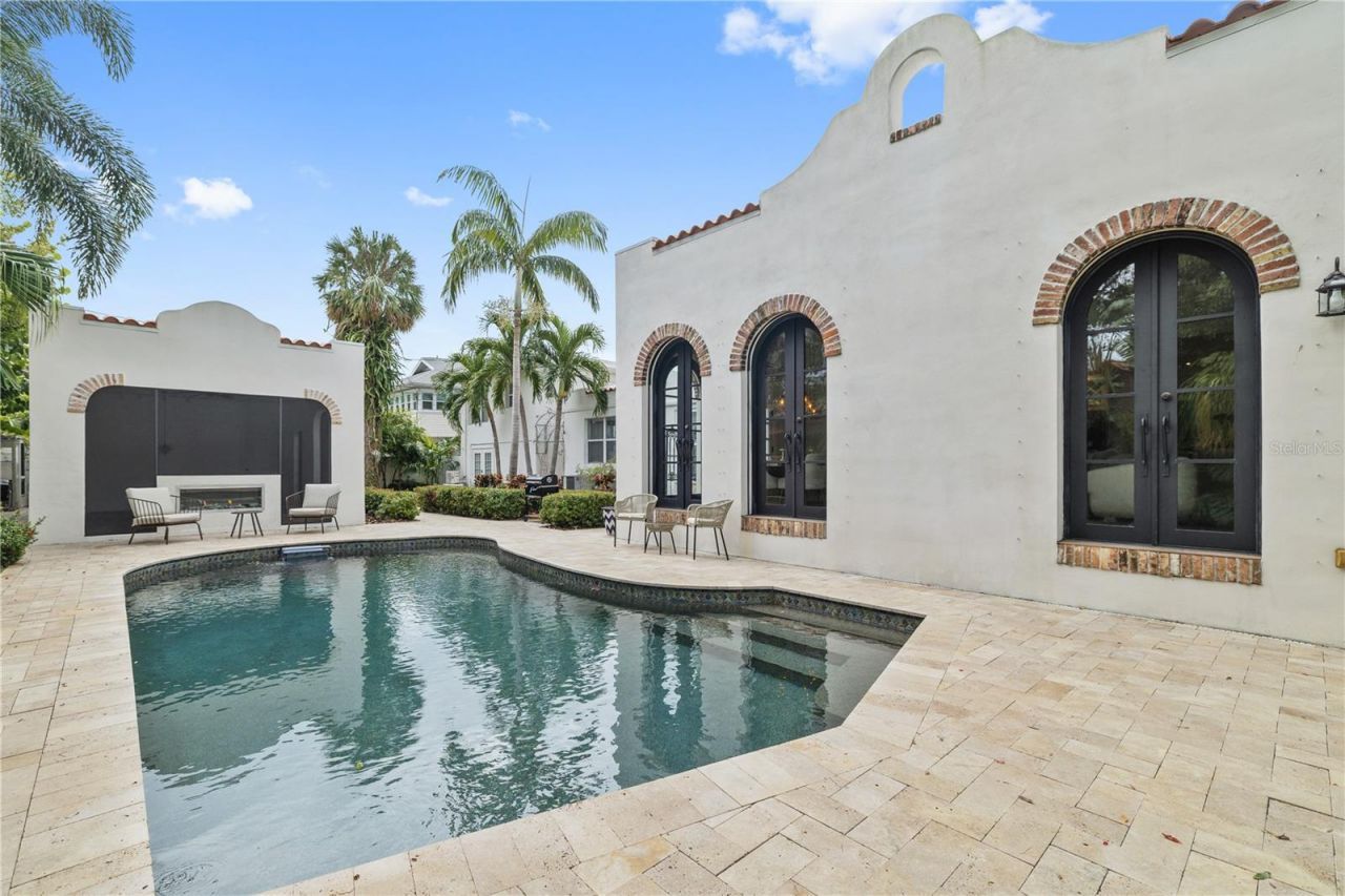 220 14th Avenue N, Saint Petersburg, FL 33701 Photo
