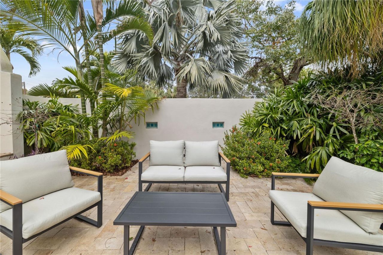 220 14th Avenue N, Saint Petersburg, FL 33701 Photo