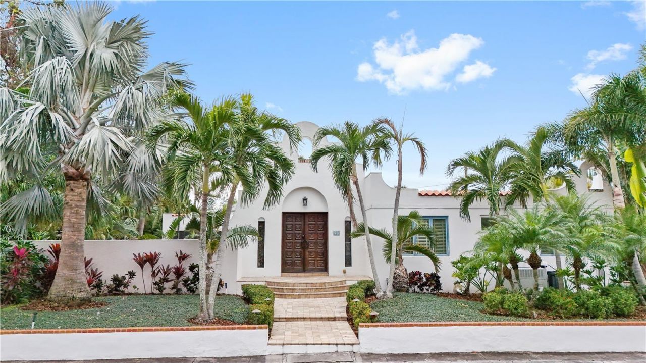 220 14th Avenue N, Saint Petersburg, FL 33701 Photo