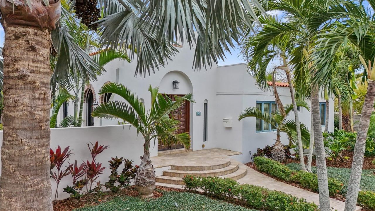 220 14th Avenue N, Saint Petersburg, FL 33701 Photo