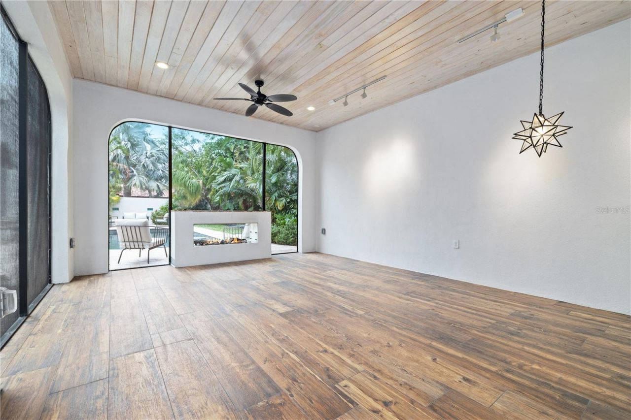 220 14th Avenue N, Saint Petersburg, FL 33701 Photo