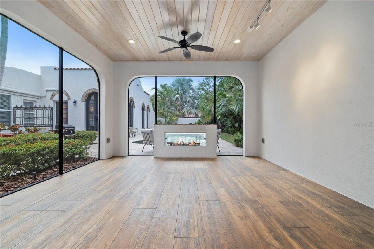 220 14th Avenue N, Saint Petersburg, FL 33701 Photo