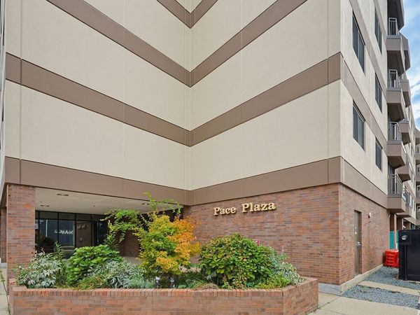 68 N Washington St, Unit 504, North Attleboro, MA 02760