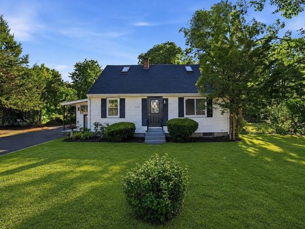 200 North Quinsigamond St, Shrewsbury, MA 01545