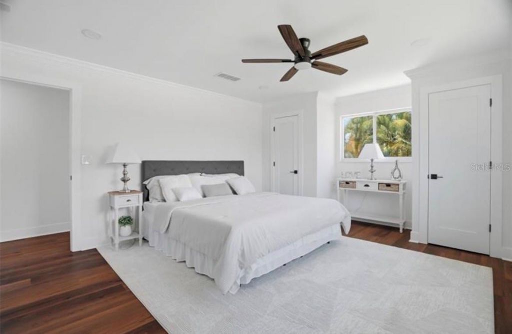 5101 Dover Street Ne, Saint Petersburg, FL 33703 Photo