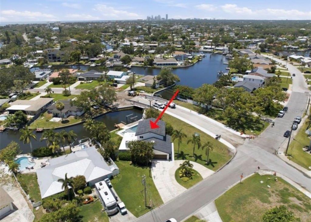 5101 Dover Street Ne, Saint Petersburg, FL 33703 Photo