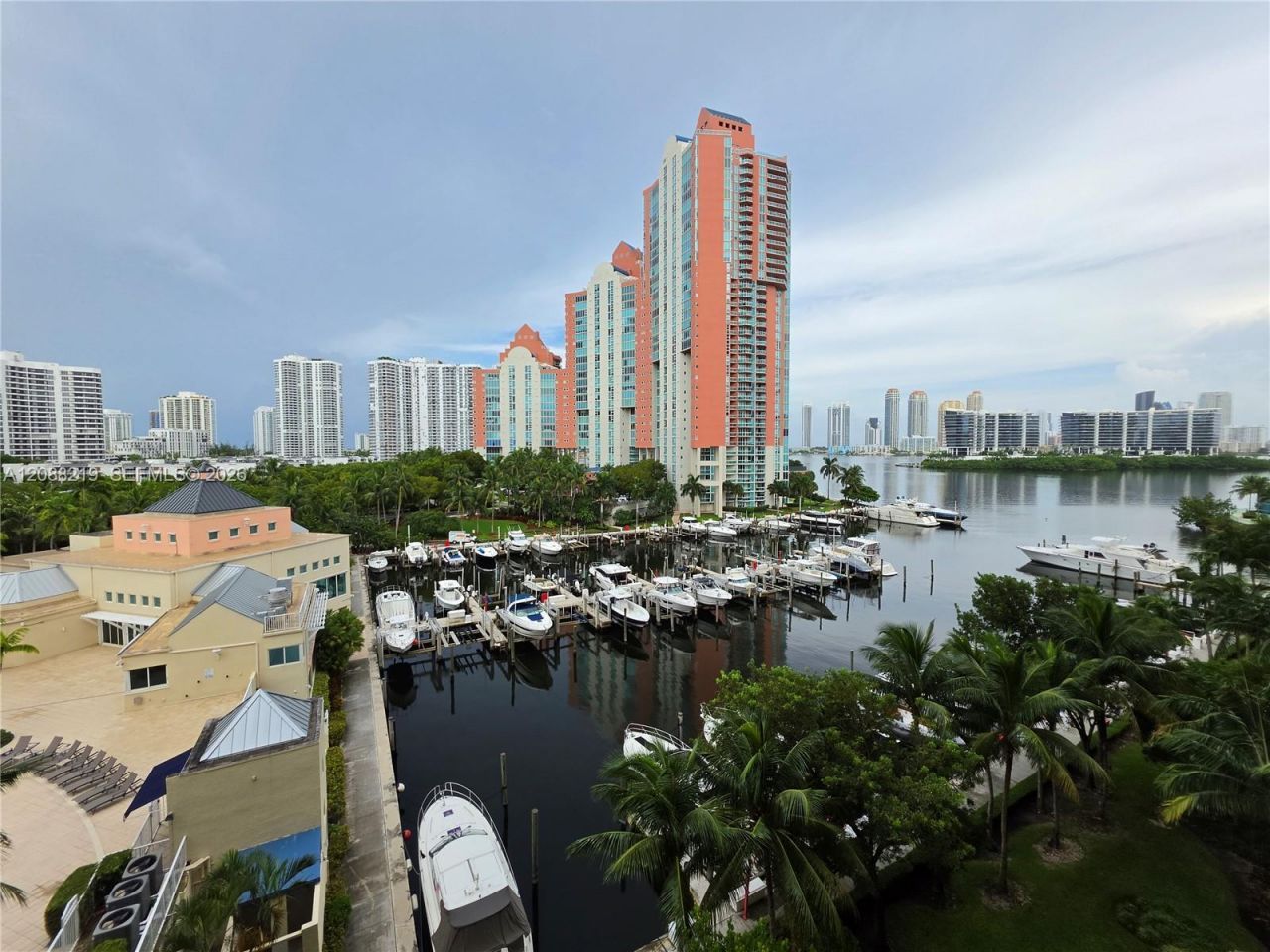 3340 NE 190th St, Unit 705, Aventura, FL 33180 Photo