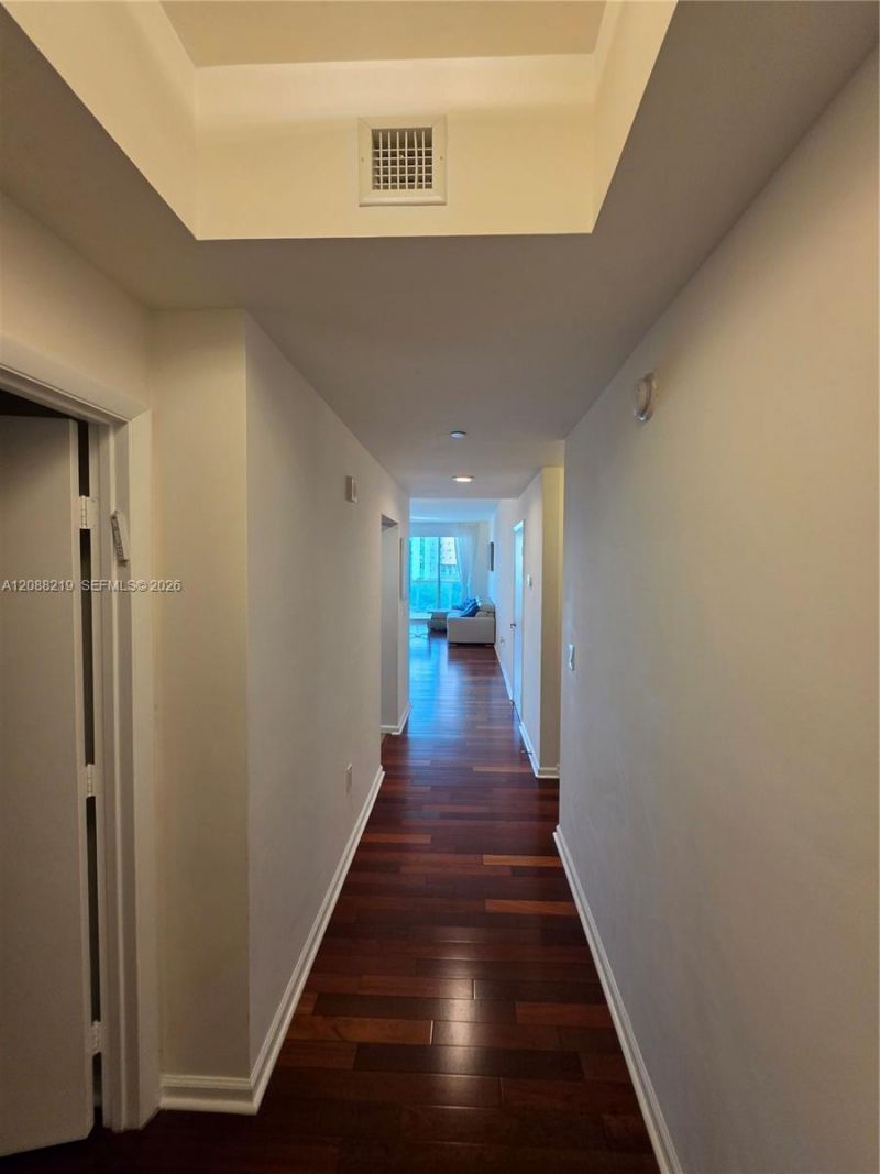 3340 NE 190th St, Unit 705, Aventura, FL 33180 Photo
