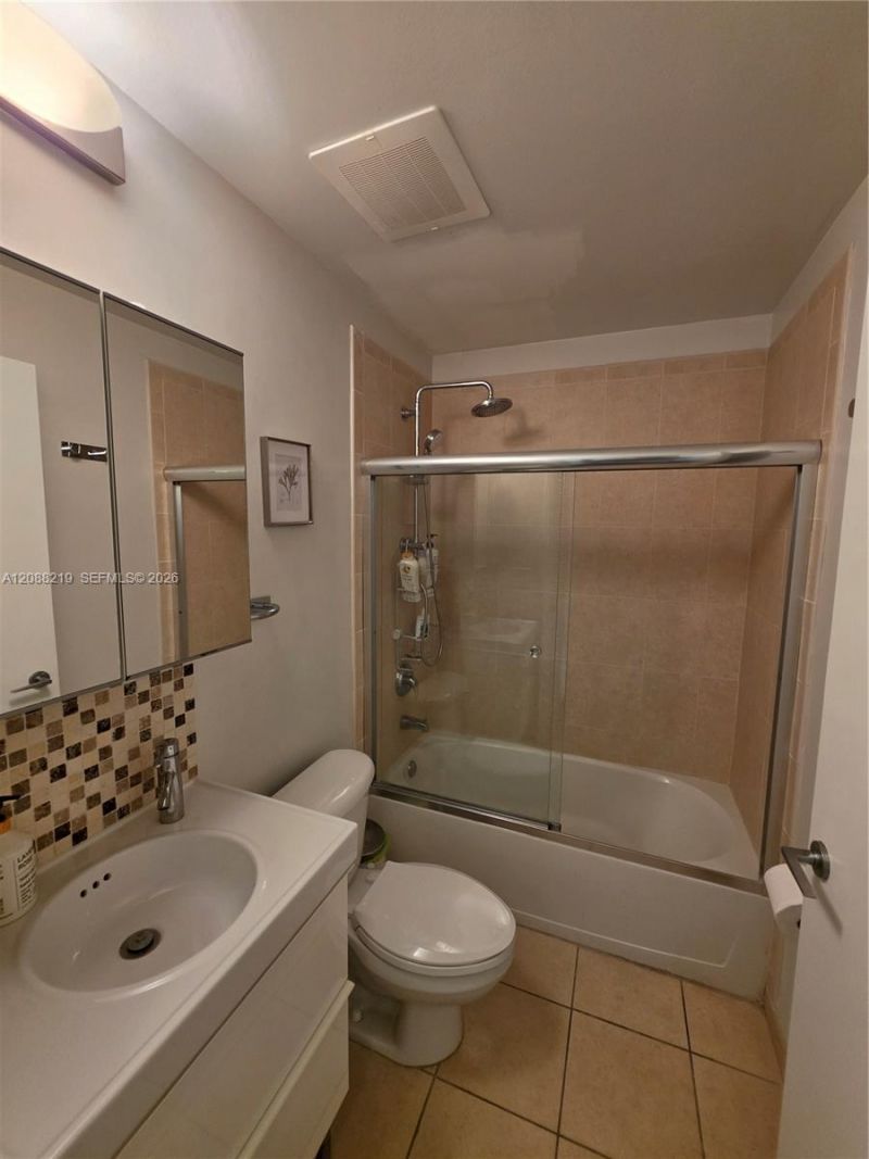 3340 NE 190th St, Unit 705, Aventura, FL 33180 Photo