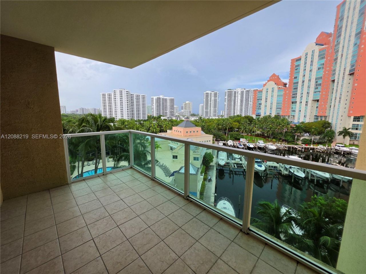 3340 NE 190th St, Unit 705, Aventura, FL 33180 Photo