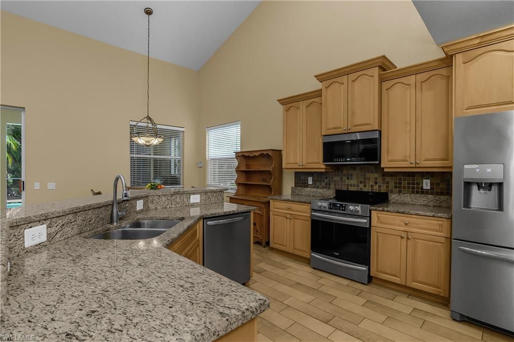 12835 Fox Hollow Cir , Fort Myers, FL 33912 Photo