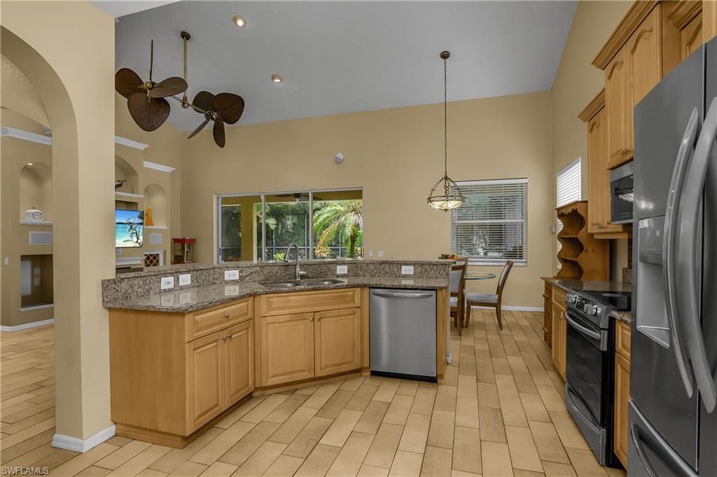 12835 Fox Hollow Cir , Fort Myers, FL 33912 Photo