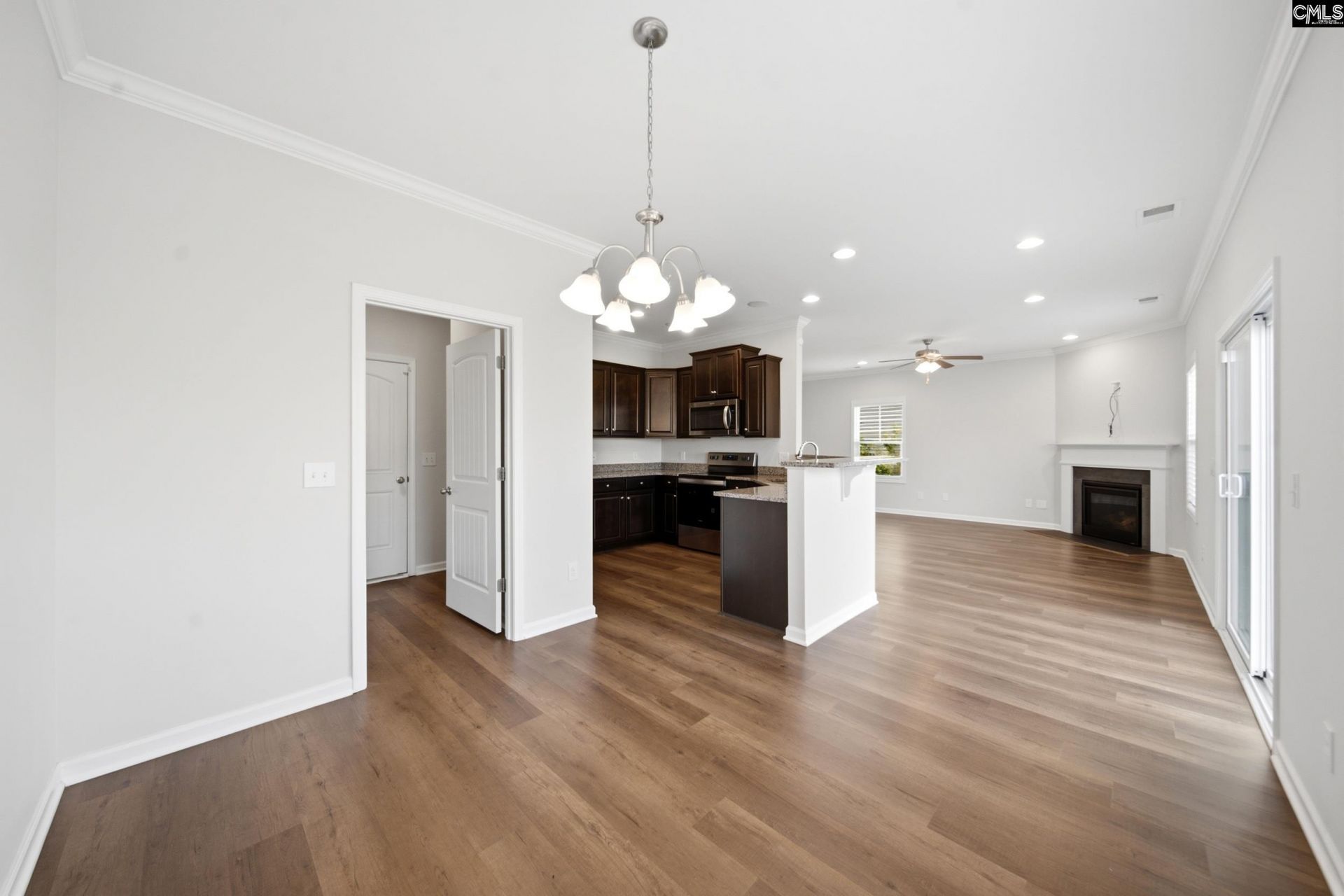 1033 Winter Way  Photo 11
