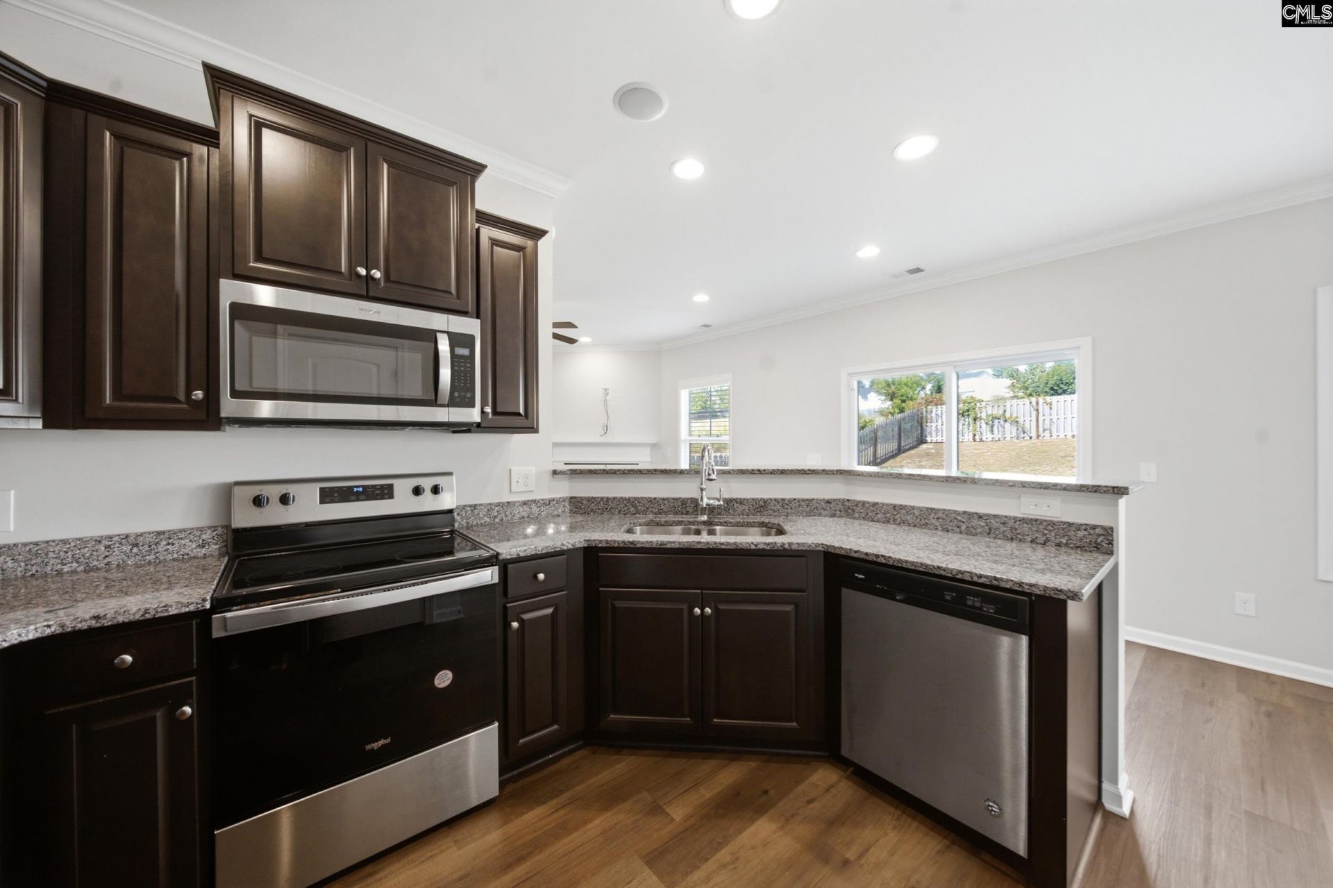 1033 Winter Way  Photo 14