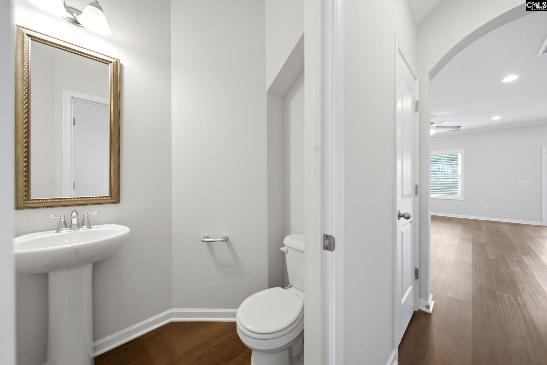 1033 Winter Way  Photo 5