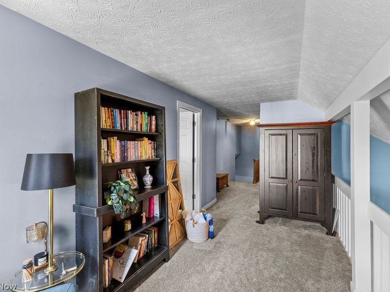3597 Stratavon Drive NW, North Canton, OH 44720 Photo 10