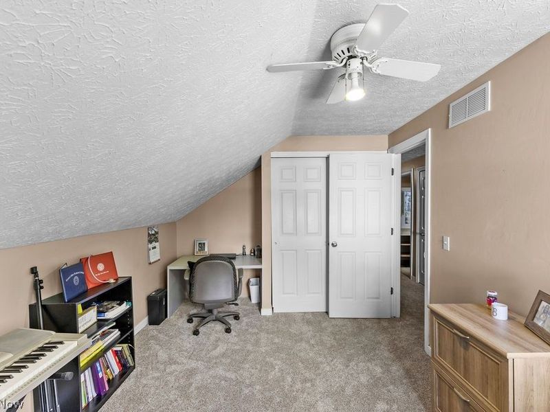 3597 Stratavon Drive NW, North Canton, OH 44720 Photo 16