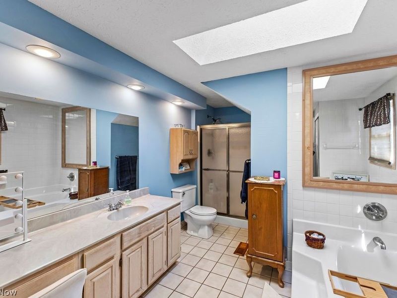 3597 Stratavon Drive NW, North Canton, OH 44720 Photo 21
