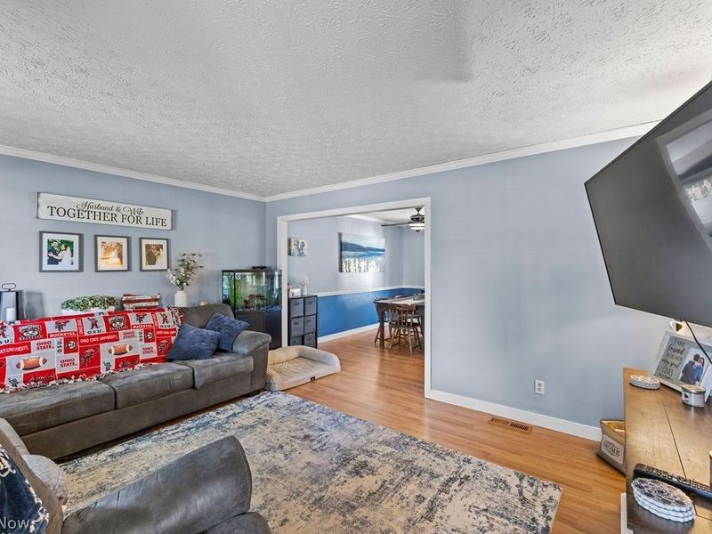 3597 Stratavon Drive NW, North Canton, OH 44720 Photo 7