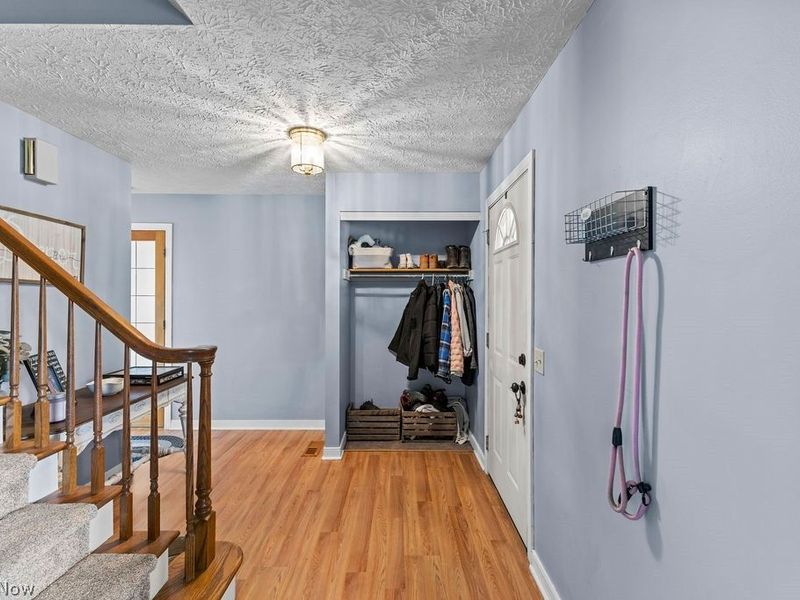 3597 Stratavon Drive NW, North Canton, OH 44720 Photo 8