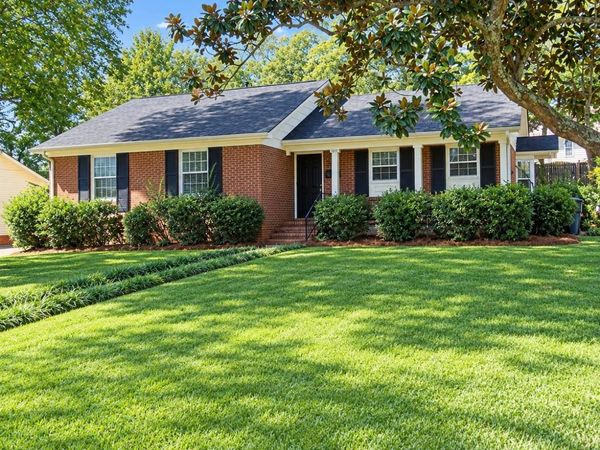 7500 Thorncliff Drive , Charlotte, NC 28210
